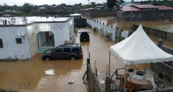 En images&nbsp;: Akanda se réveille sous les eaux diluviennes