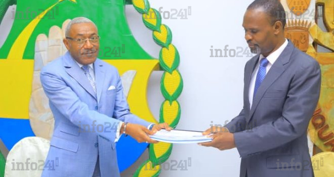 Massavala et 50 de ses partisans de retour dans le parti d’Ali Bongo qu’ils avaient vomi !