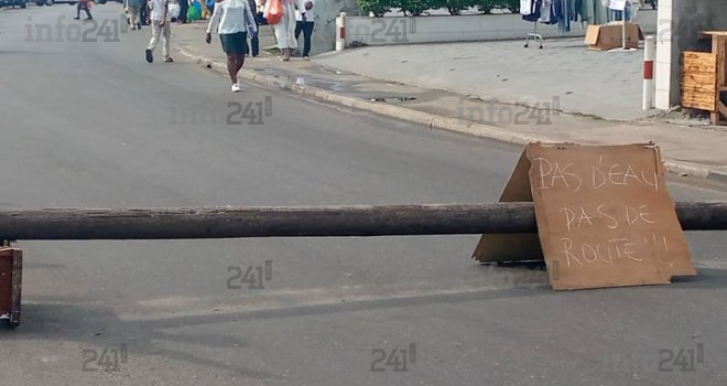Privés d’eau depuis deux semaines, les habitants de Louis érigent des barricades&nbsp;!