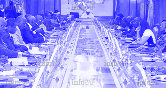 Ali Bongo et ses ministres rêvent désormais à haute voix d’un «&nbsp;Gabon bleu&nbsp;»&nbsp;!