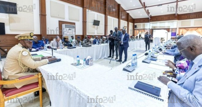 Fin du séminaire CTRI-Gouvernement&nbsp;: le projet final de Constitution du Gabon désormais fin prêt