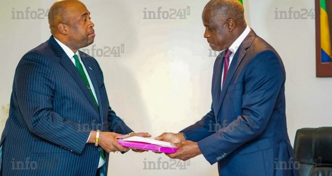 Port-Gentil&nbsp;: Houangni Ambouroue installé, la mairie sommée de moderniser et d’assainir la ville